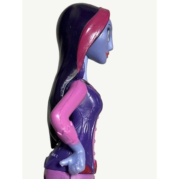 Disney Junior Vampirina Mom Oxana Boris Figurine - Picture 11 of 11